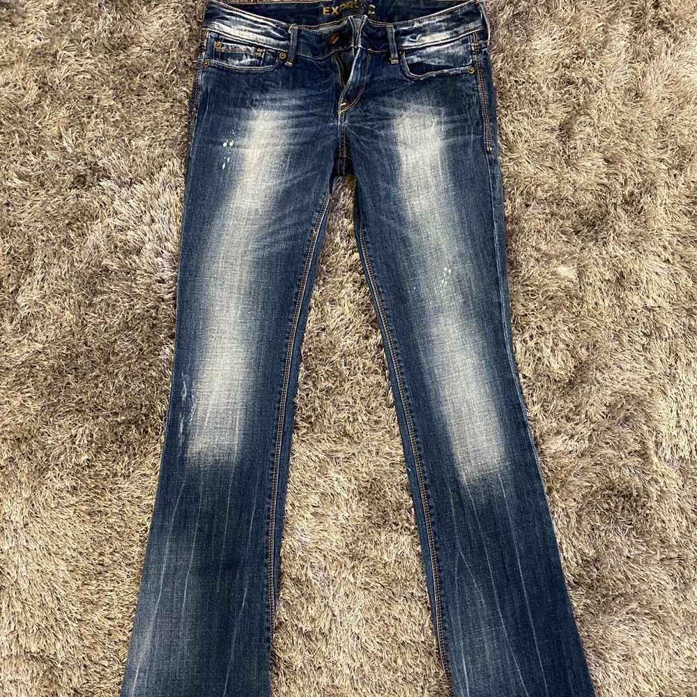 Distressed Jeans
